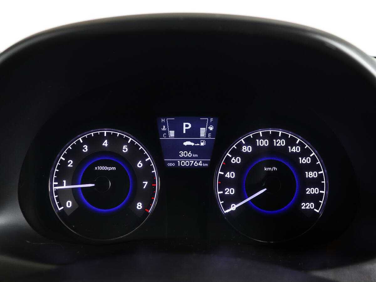 Купить Hyundai Solaris, 2011, 100 763 км, фото №10