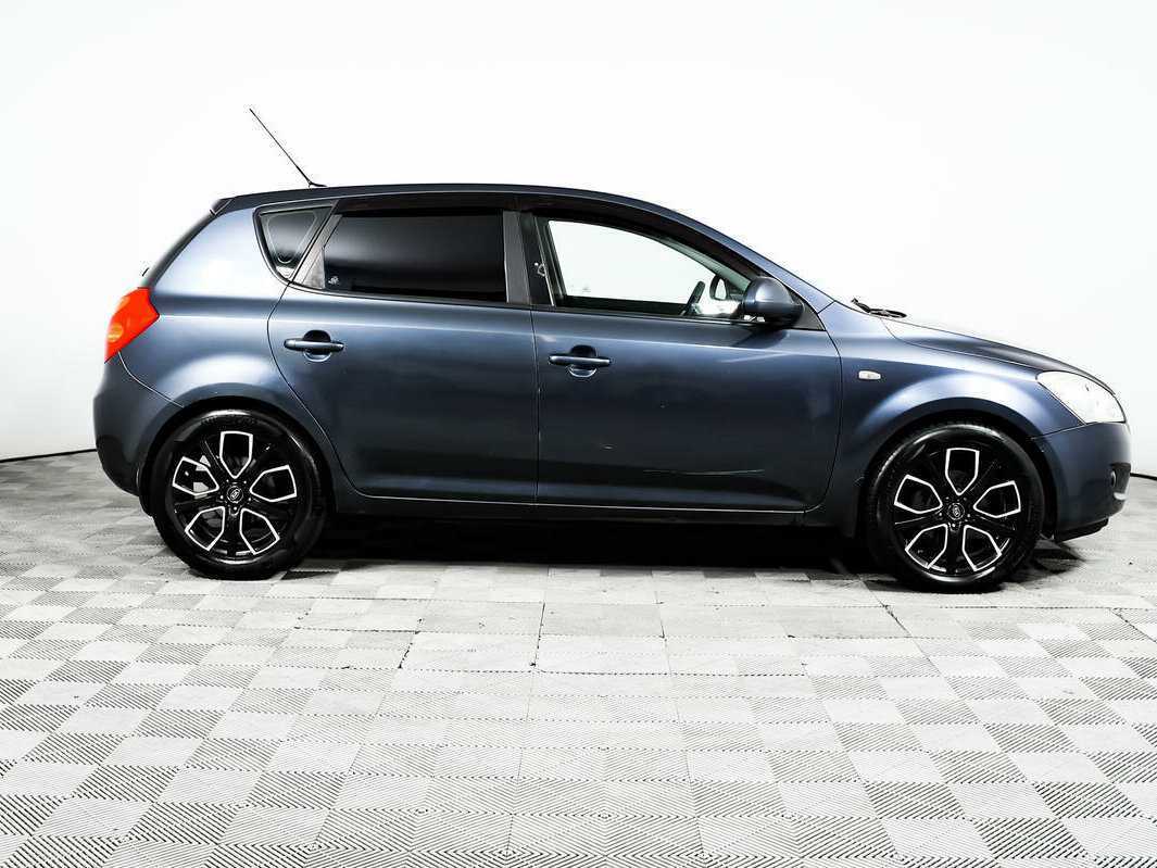 Купить Kia Ceed, 2009, 282 948 км, фото №4