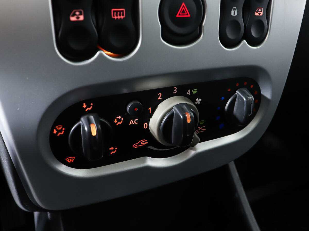 Купить Renault Sandero, 2011, 127 848 км, фото №16