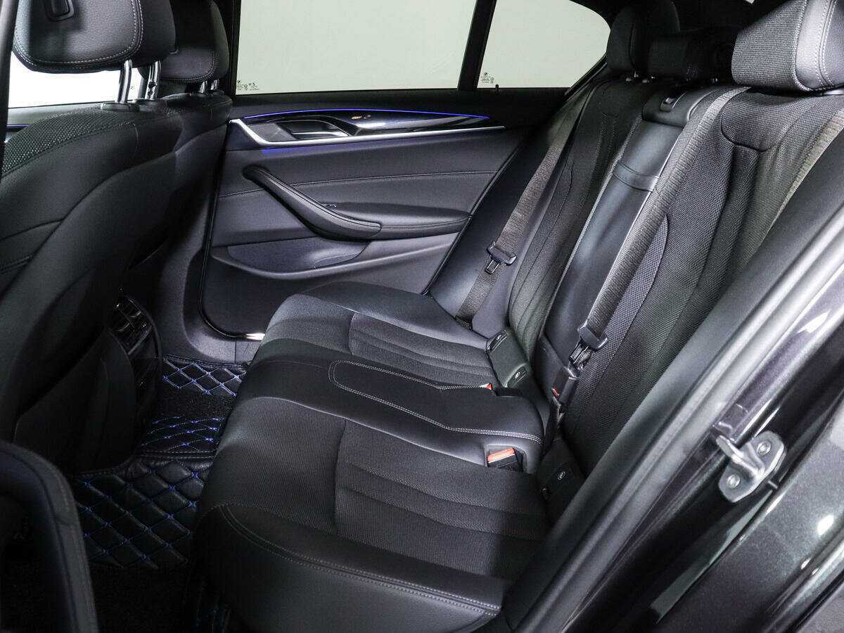 Купить BMW 5 серии 520d, 2019, 143 829 км, фото №8