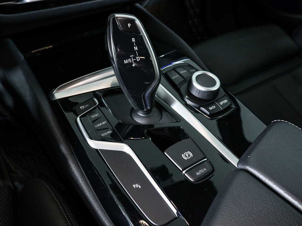 Купить BMW 5 серии 520d, 2019, 143 829 км, фото №19