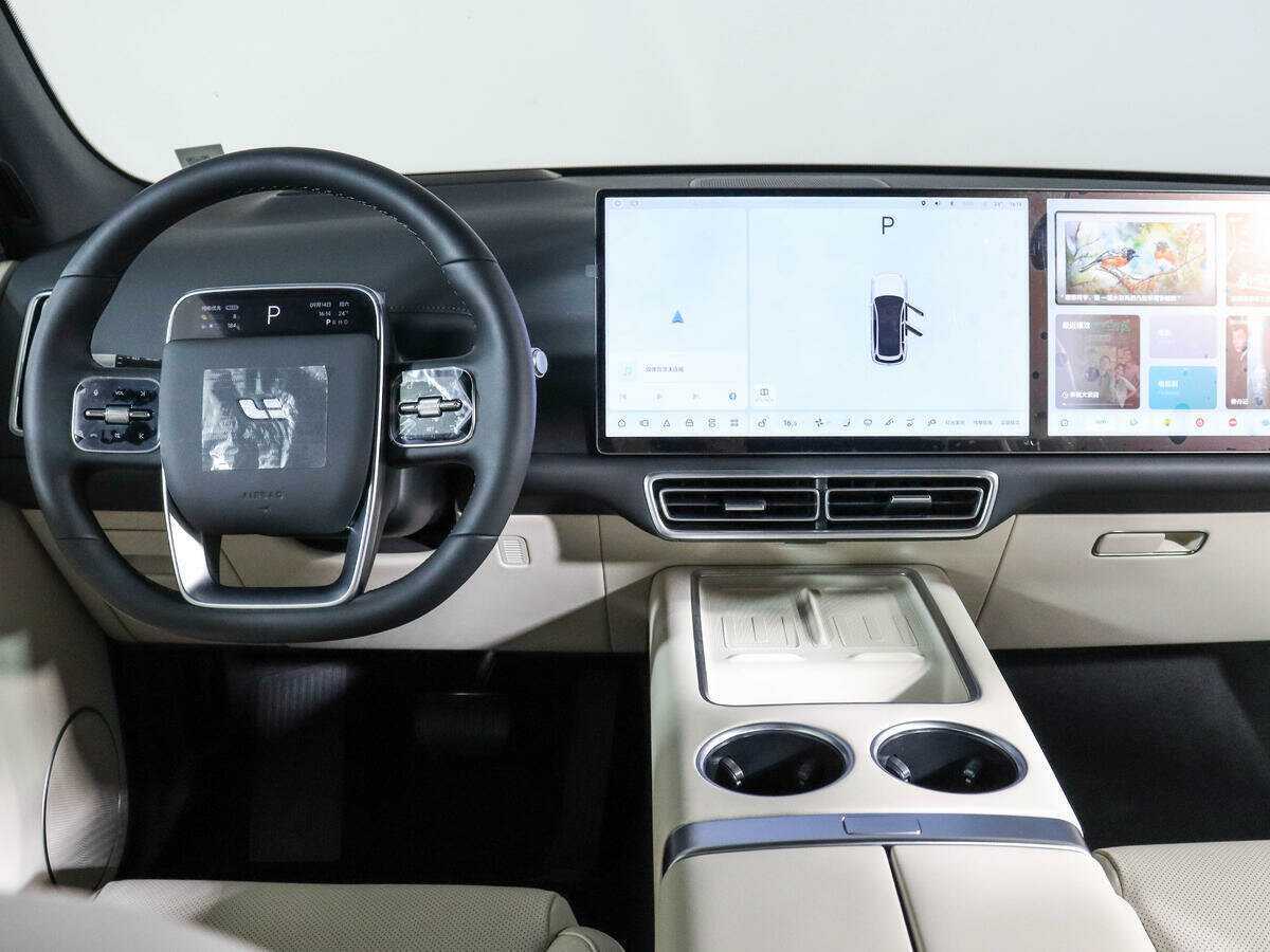 Купить LiXiang L7 52.3 kWh, 2024, 20 км, фото №10