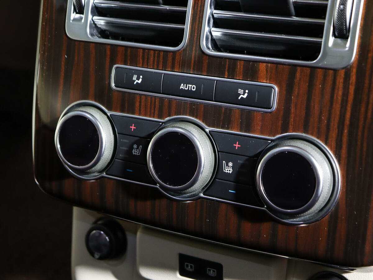 Купить Land Rover Range Rover Long, 2016, 64 750 км, фото №16