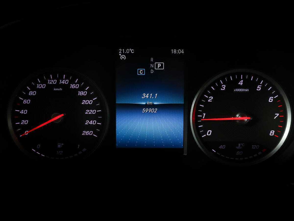 Купить Mercedes-Benz C-Класс 180, 2018, 59 000 км, фото №8