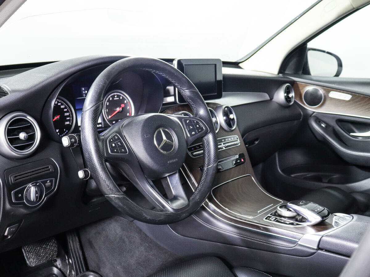 Купить Mercedes-Benz GLC 300, 2017, 196 346 км, фото №12