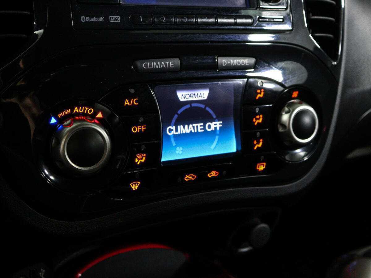 Купить Nissan Juke, 2011, 137 952 км, фото №20