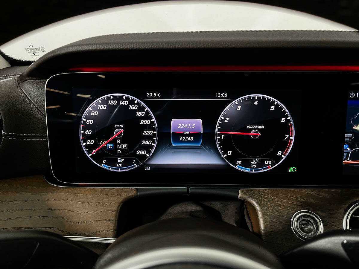 Купить Mercedes-Benz E-Класс 450, 2018, 62 173 км, фото №11