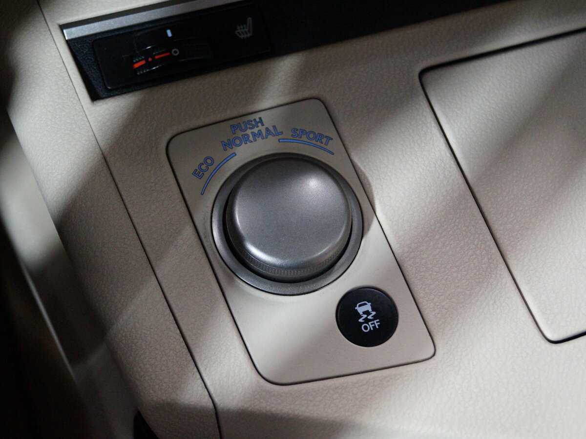 Купить Lexus ES 250, 2012, 179 000 км, фото №19