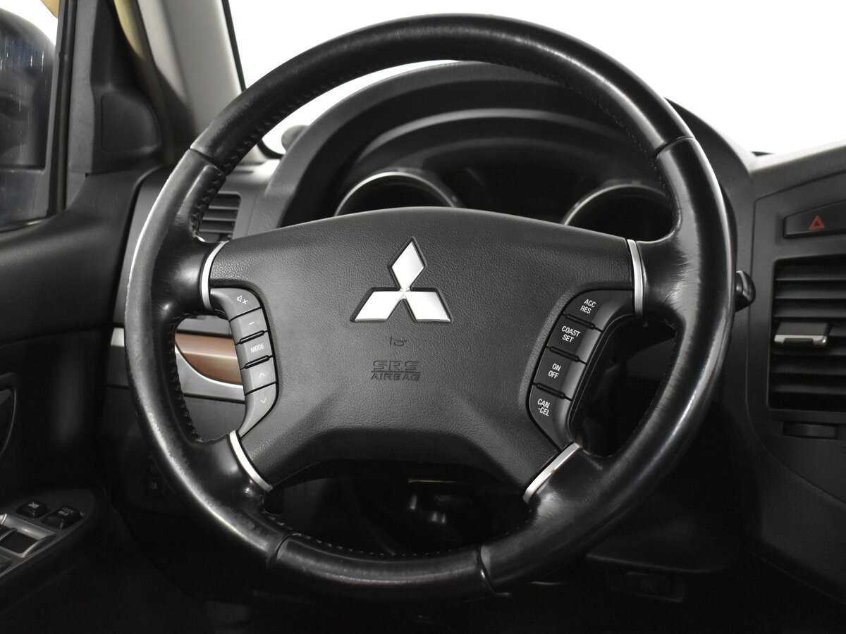 Купить Mitsubishi Pajero, 2007, 282 400 км, фото №13