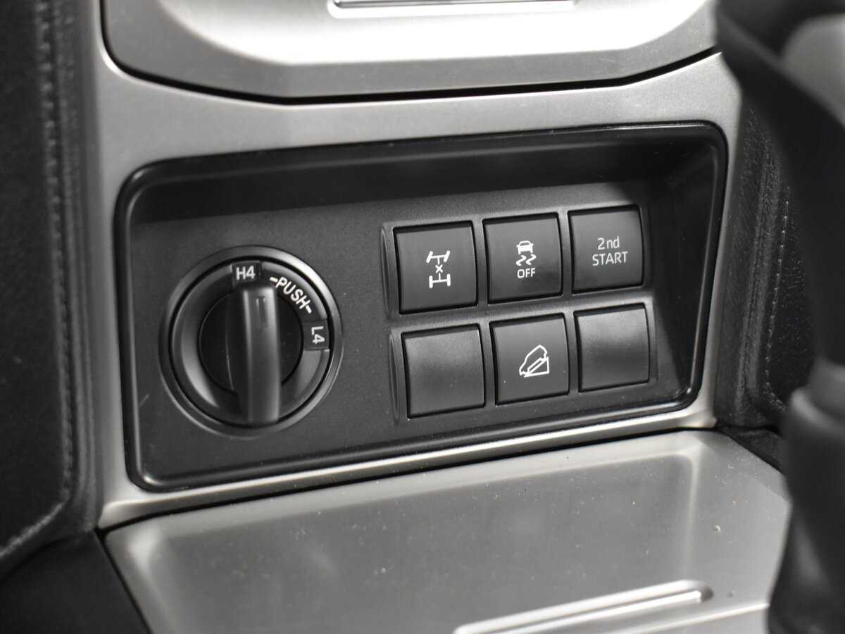 Купить Toyota Land Cruiser Prado, 2018, 140 500 км, фото №17