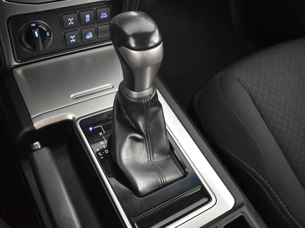 Купить Toyota Land Cruiser Prado, 2018, 217 000 км, фото №17