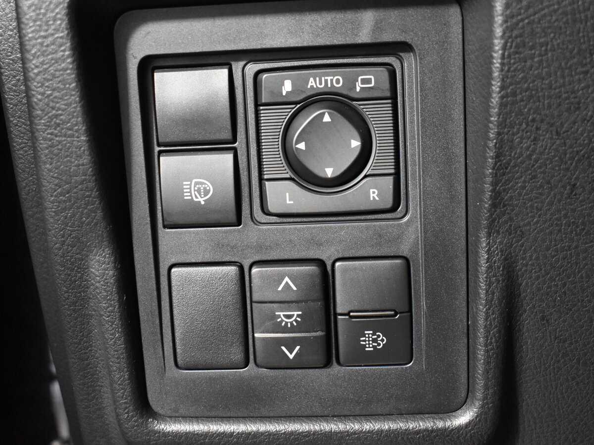 Купить Toyota Land Cruiser Prado, 2020, 81 000 км, фото №11