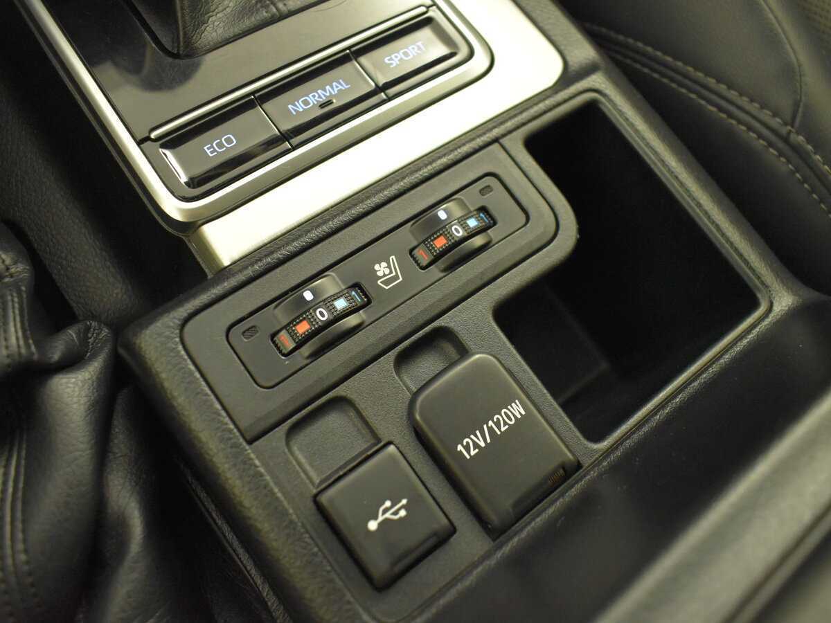 Купить Toyota Land Cruiser Prado, 2020, 81 000 км, фото №16