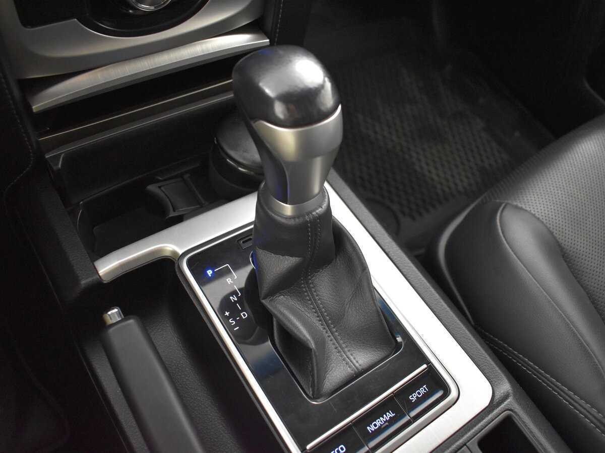 Купить Toyota Land Cruiser Prado, 2020, 81 000 км, фото №19