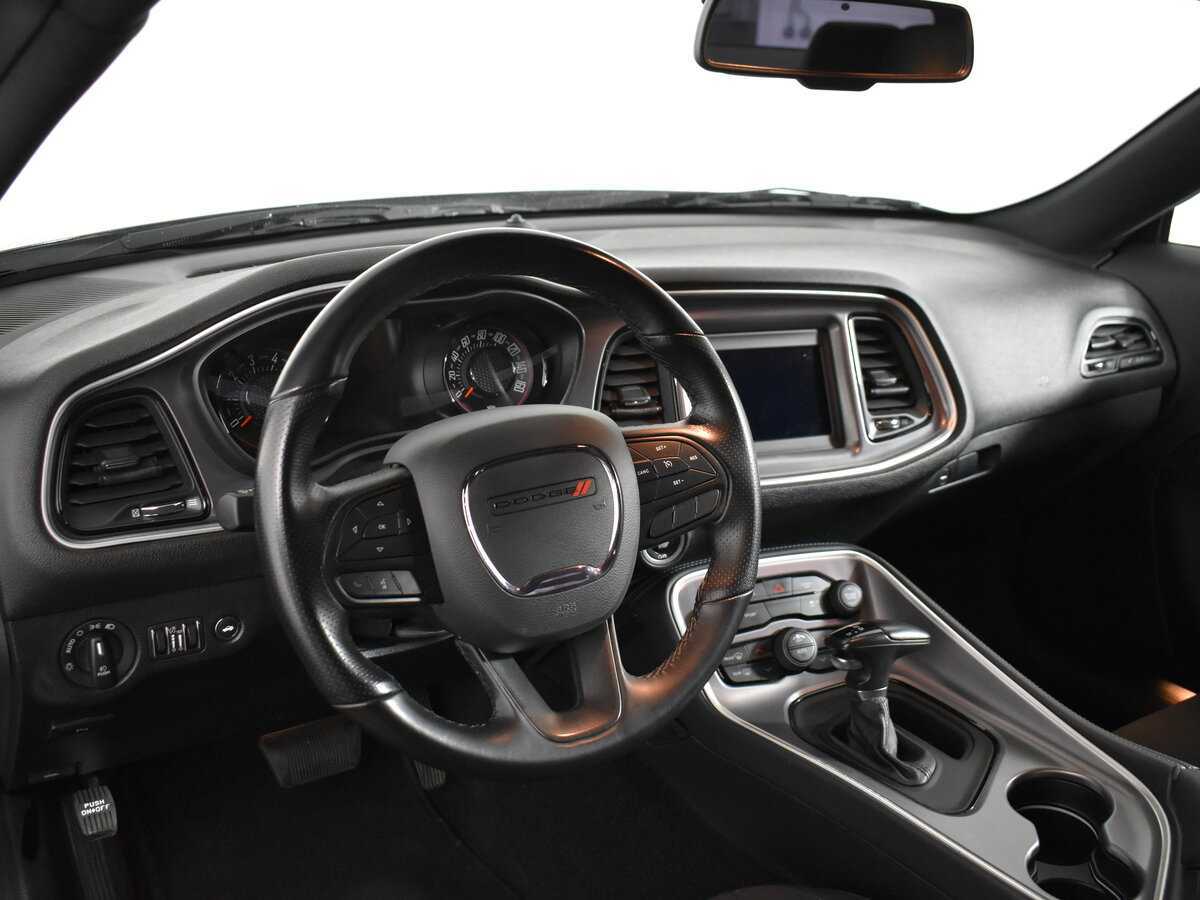 Купить Dodge Challenger, 2020, 18 000 км, фото №13