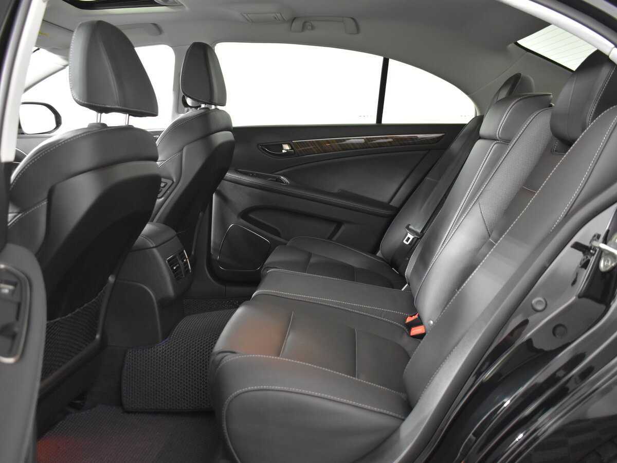 Купить Hongqi H7, 2022, 6 899 км, фото №8