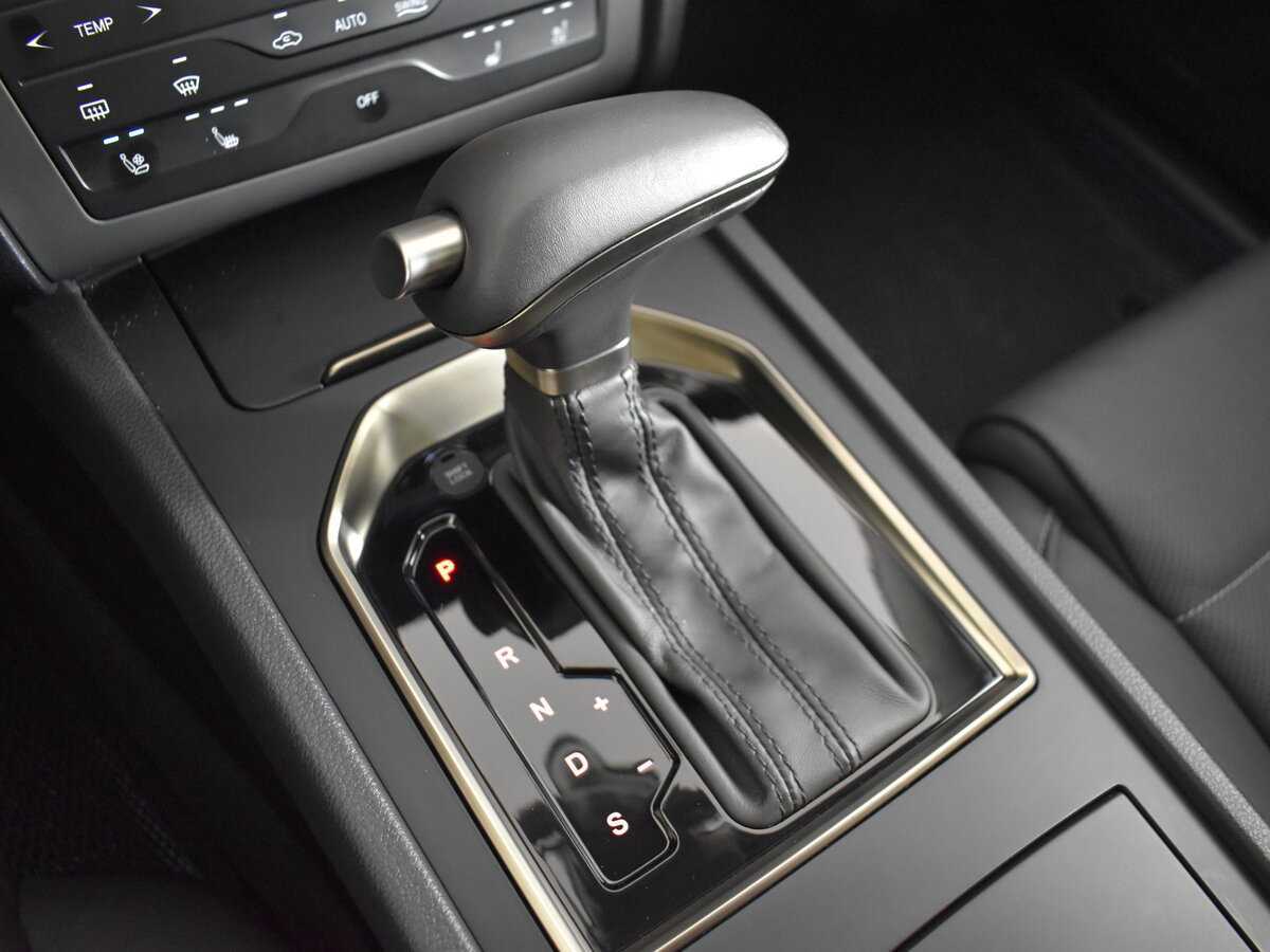 Купить Hongqi H7, 2022, 6 899 км, фото №24