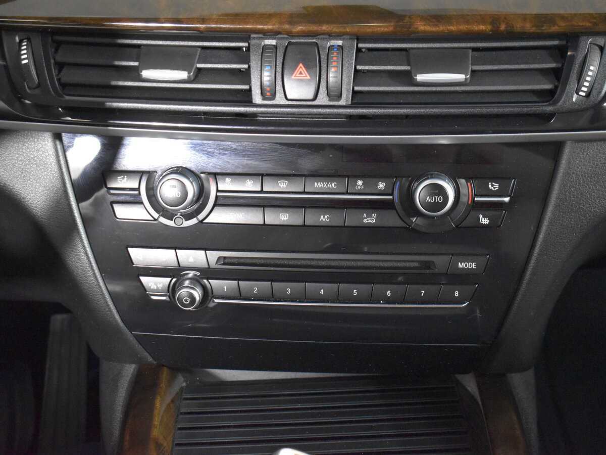 Купить BMW X5 50i, 2013, 193 001 км, фото №16