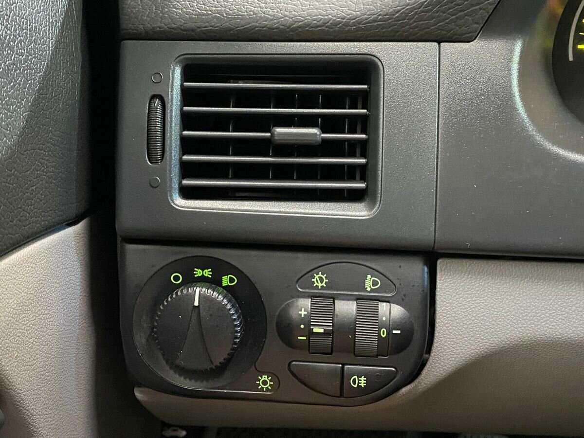 Купить Lada (ВАЗ) Priora, 2011, 44 759 км, фото №13