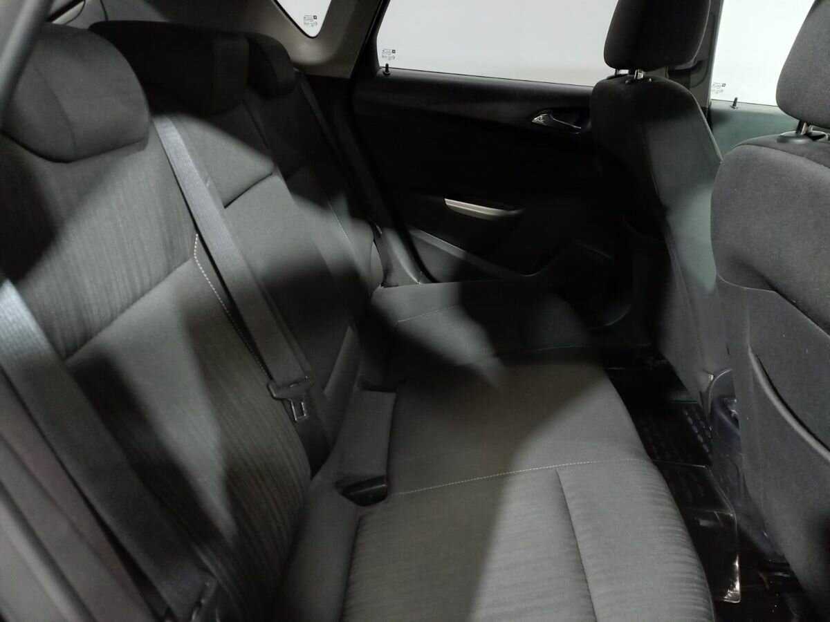 Купить Opel Astra, 2010, 206 234 км, фото №11