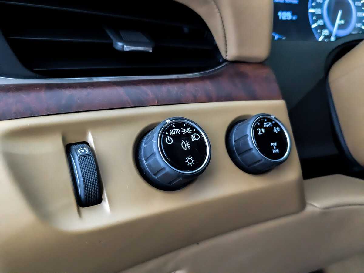 Купить Cadillac Escalade, 2016, 97 215 км, фото №25