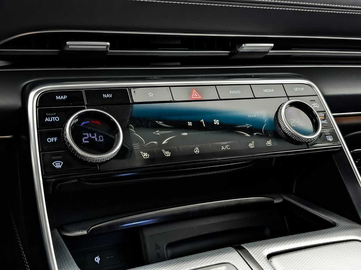 Купить Genesis GV80, 2021, 28 162 км, фото №25