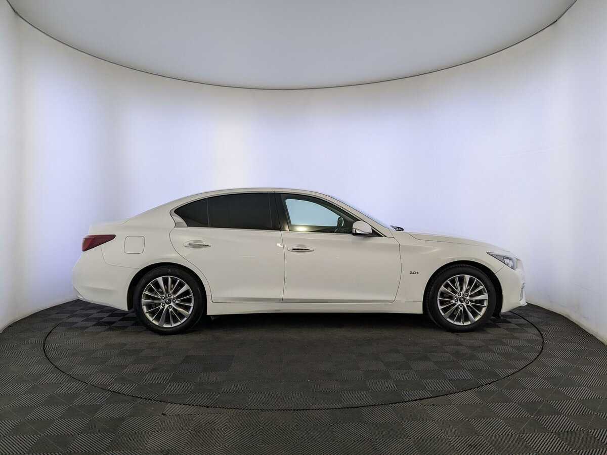 Купить Infiniti Q50, 2018, 63 232 км, фото №4
