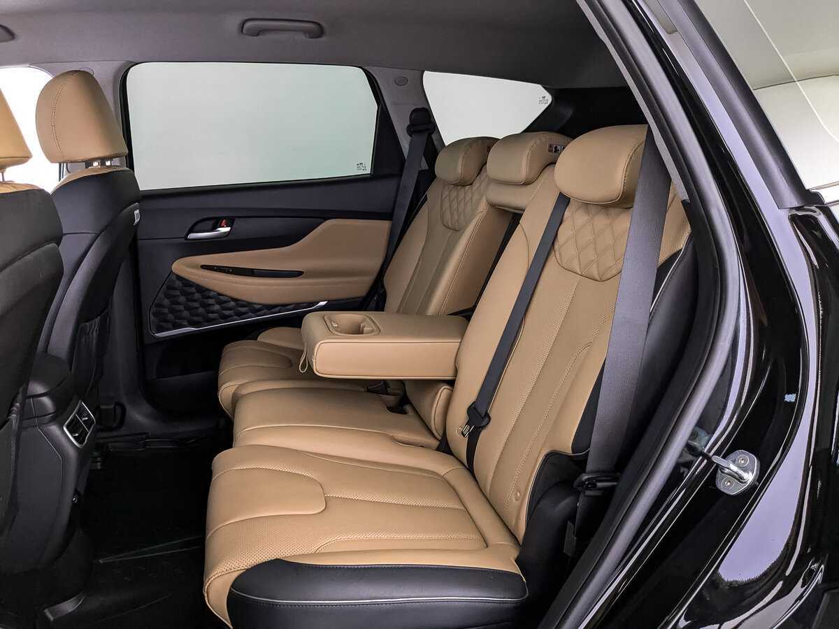 Купить Hyundai Santa Fe, 2023, 28 120 км, фото №14