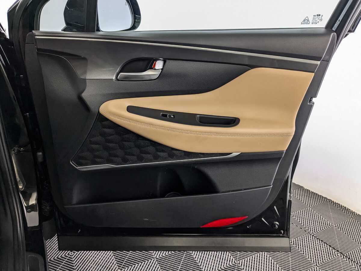 Купить Hyundai Santa Fe, 2023, 28 120 км, фото №21