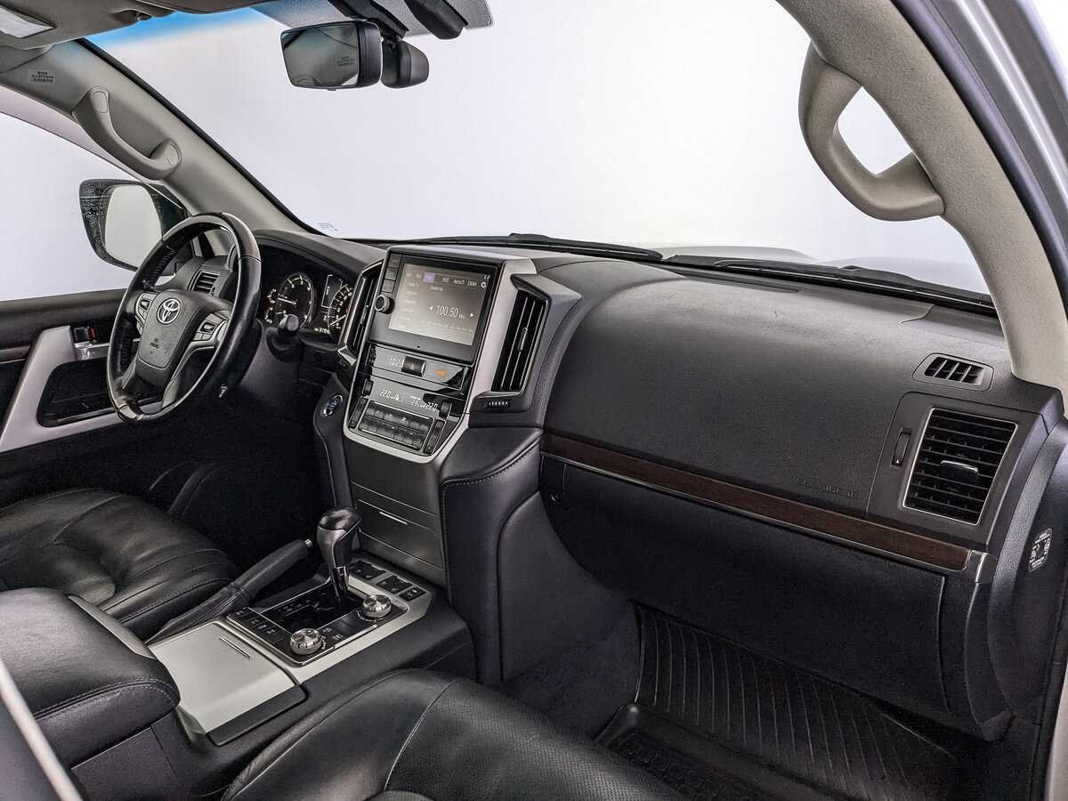 Купить Toyota Land Cruiser, 2018, 317 947 км, фото №9