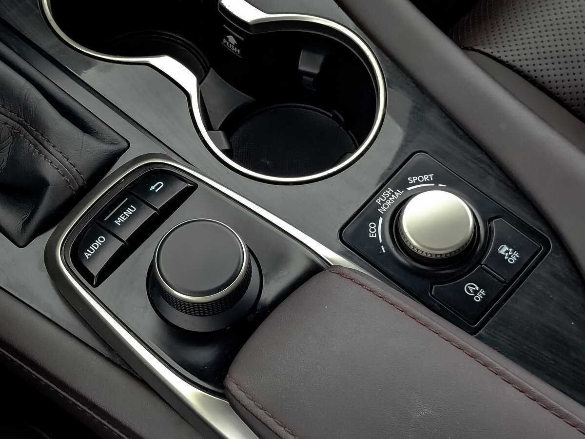 Купить Lexus RX 200t, 2016, 103 177 км, фото №25