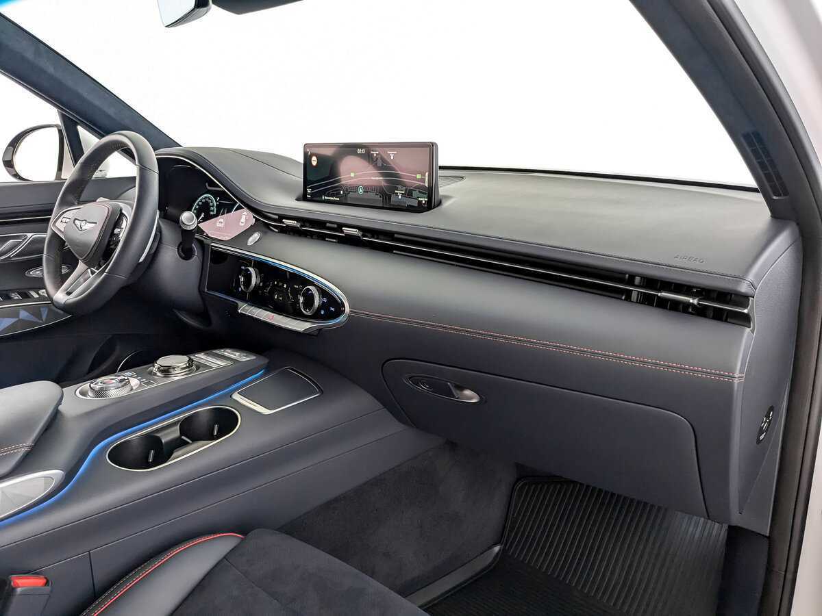 Купить Genesis GV70, 2022, 15 407 км, фото №9