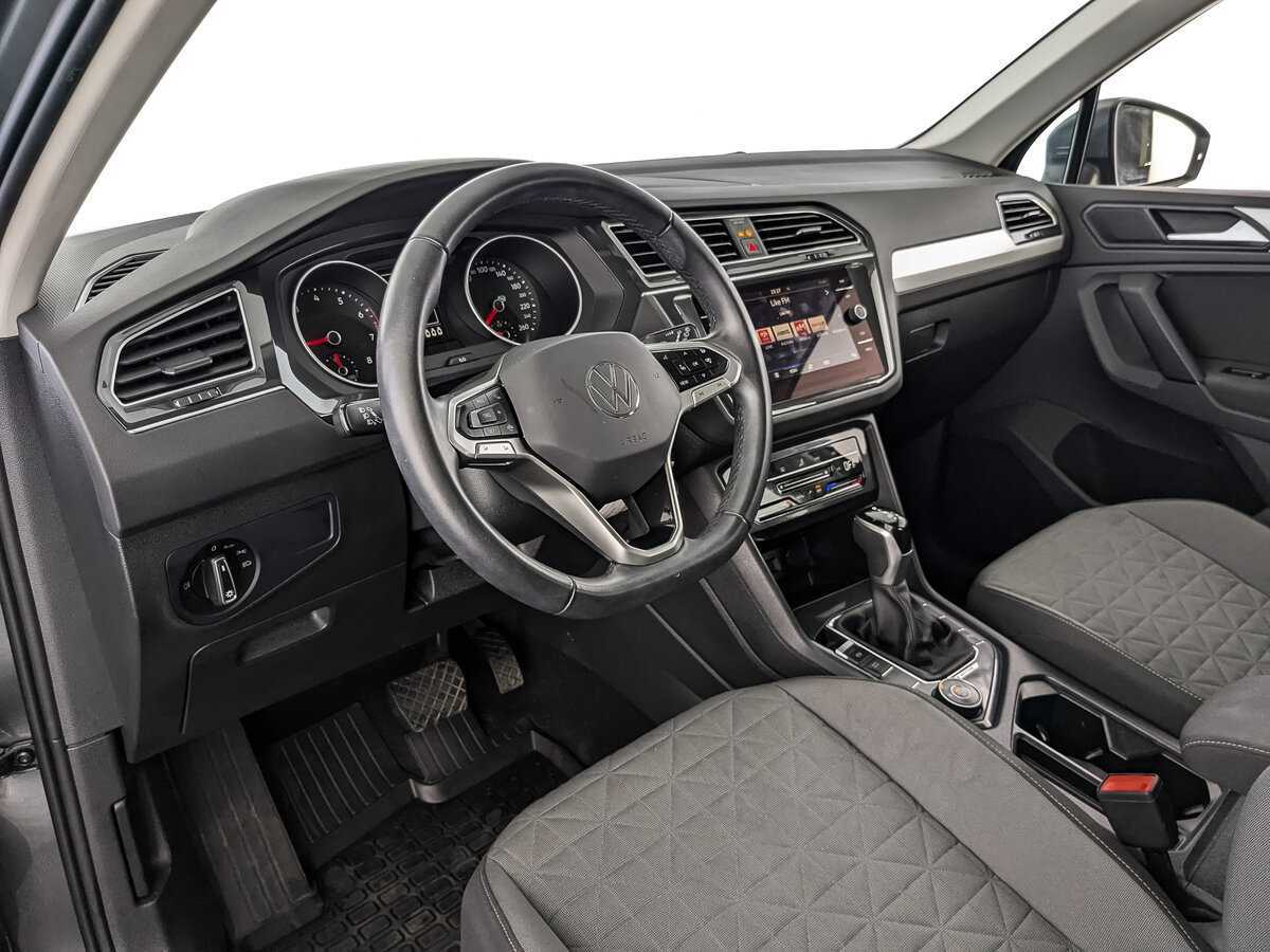 Купить Volkswagen Tiguan, 2021, 42 944 км, фото №11