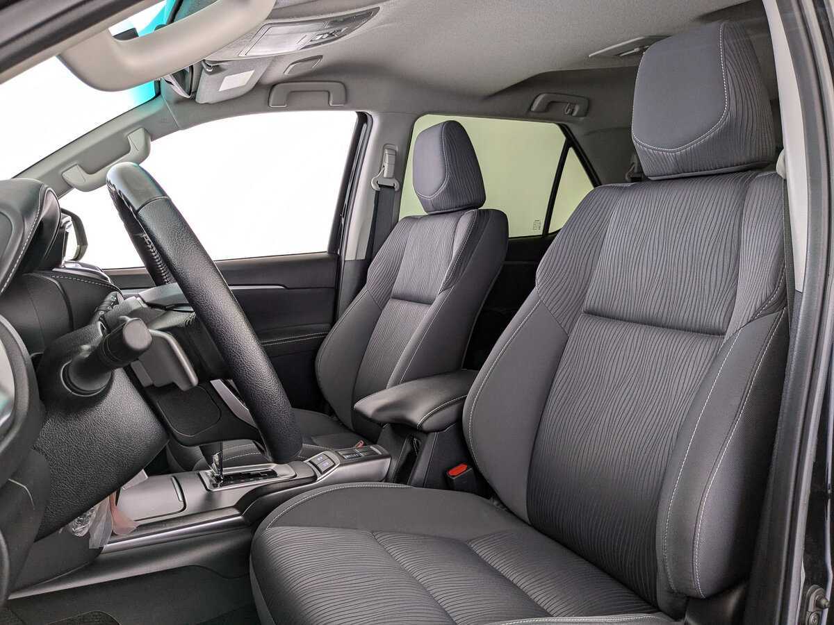 Купить Toyota Fortuner, 2021, 35 220 км, фото №16