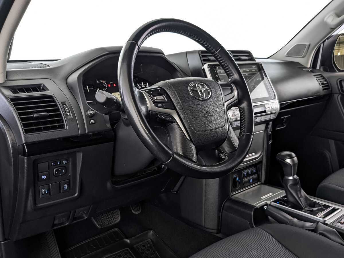 Купить Toyota Land Cruiser Prado, 2020, 38 964 км, фото №11