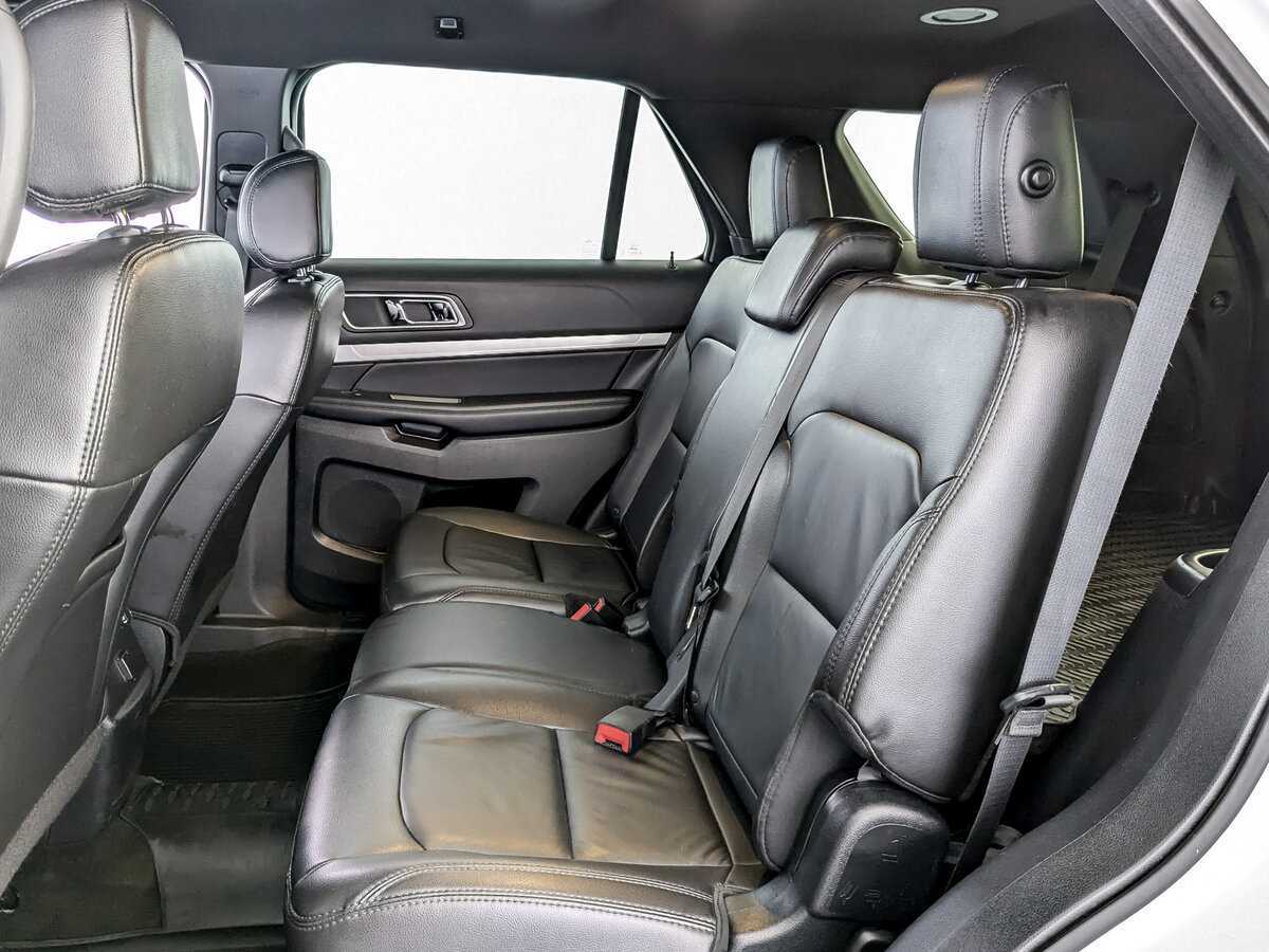 Купить Ford Explorer, 2017, 92 976 км, фото №10