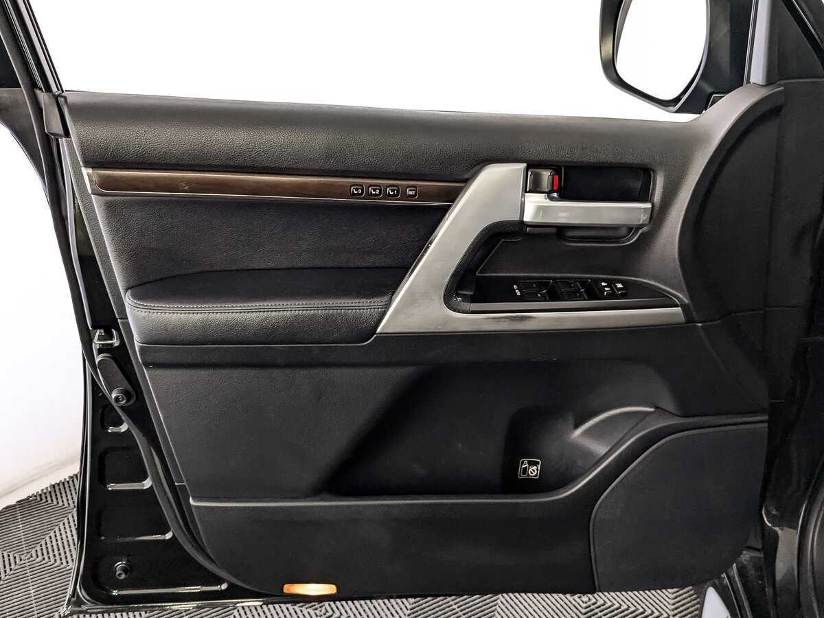 Купить Toyota Land Cruiser, 2017, 125 126 км, фото №15