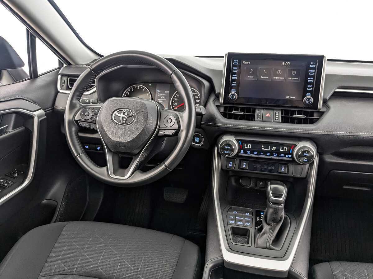 Купить Toyota RAV4, 2021, 85 123 км, фото №17