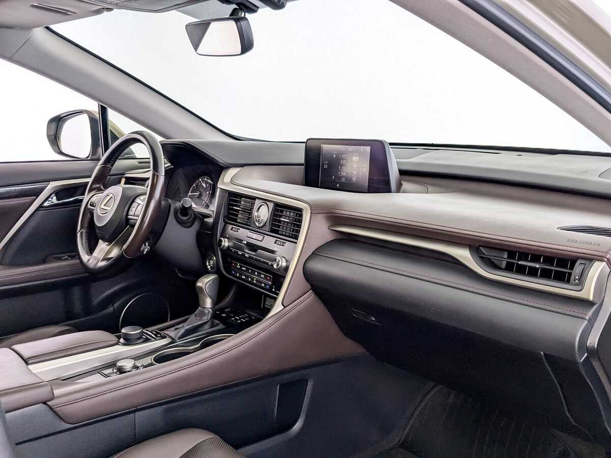 Купить Lexus RX 200t, 2017, 123 000 км, фото №9