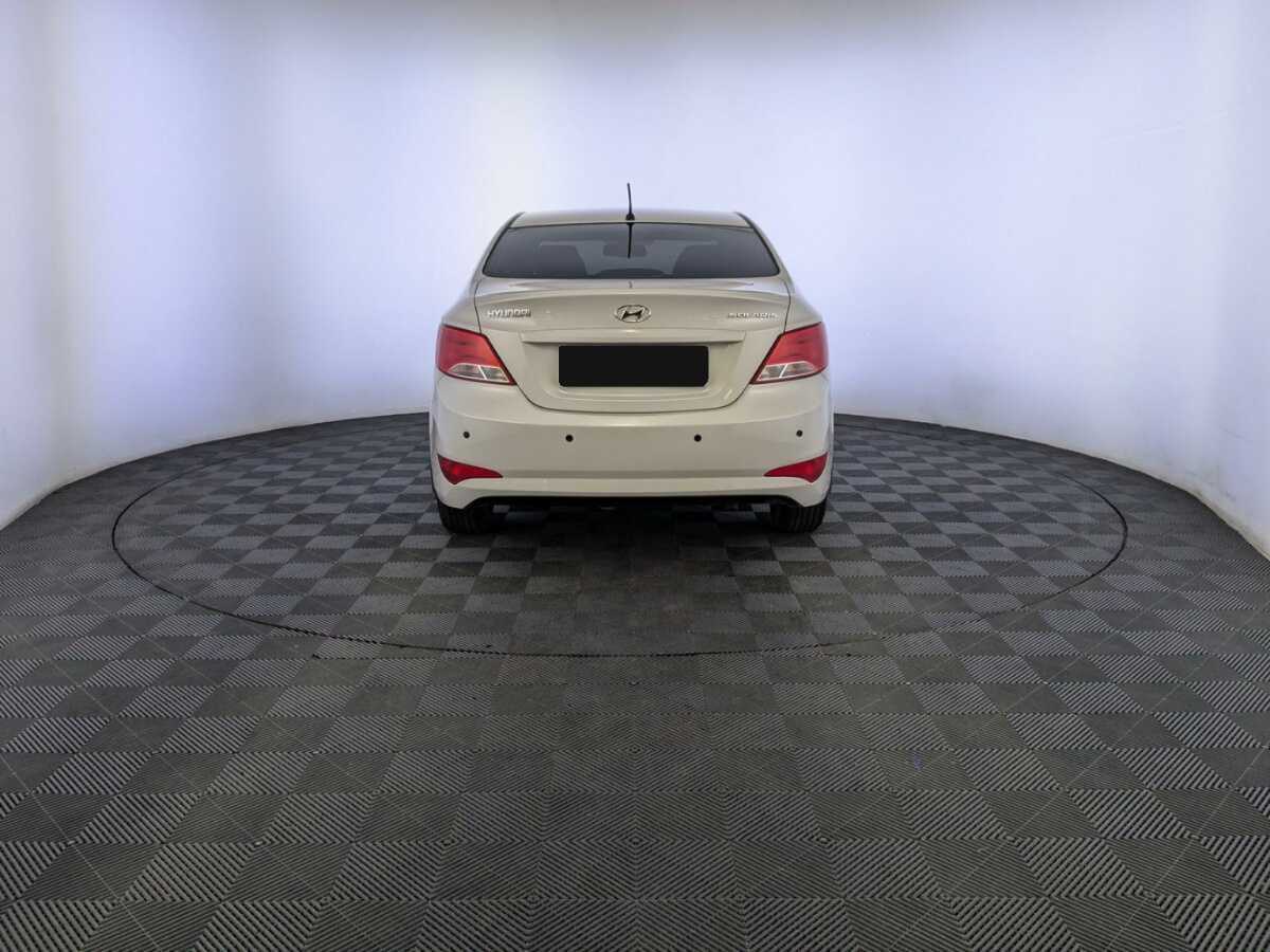 Купить Hyundai Solaris, 2015, 120 409 км, фото №6