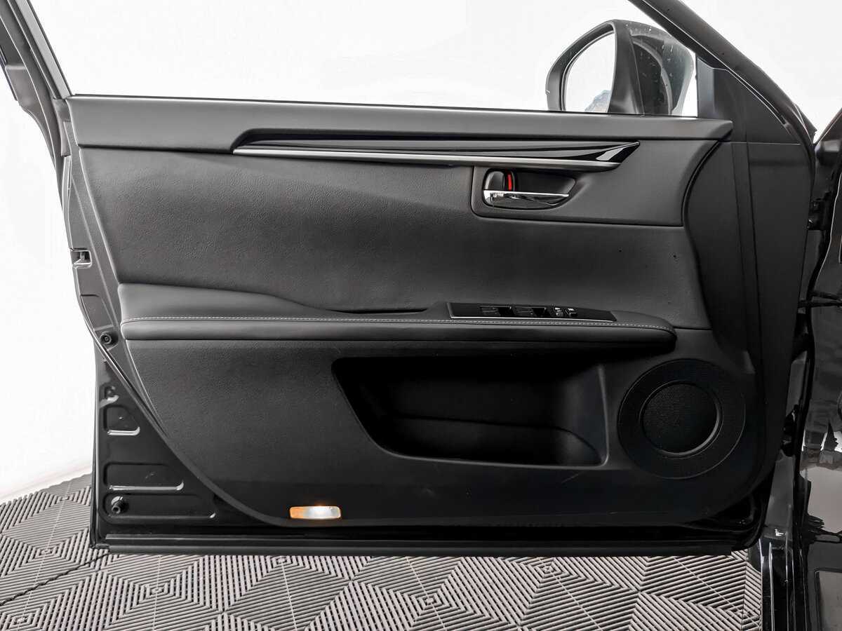 Купить Lexus ES 250, 2018, 191 530 км, фото №15