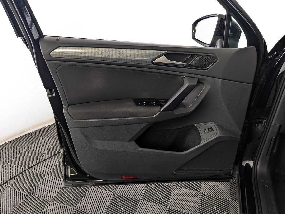 Купить Volkswagen Tiguan, 2021, 45 095 км, фото №13