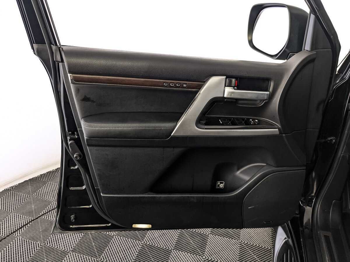 Купить Toyota Land Cruiser, 2017, 241 368 км, фото №15