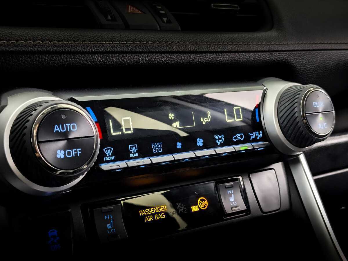 Купить Toyota RAV4, 2020, 108 000 км, фото №11