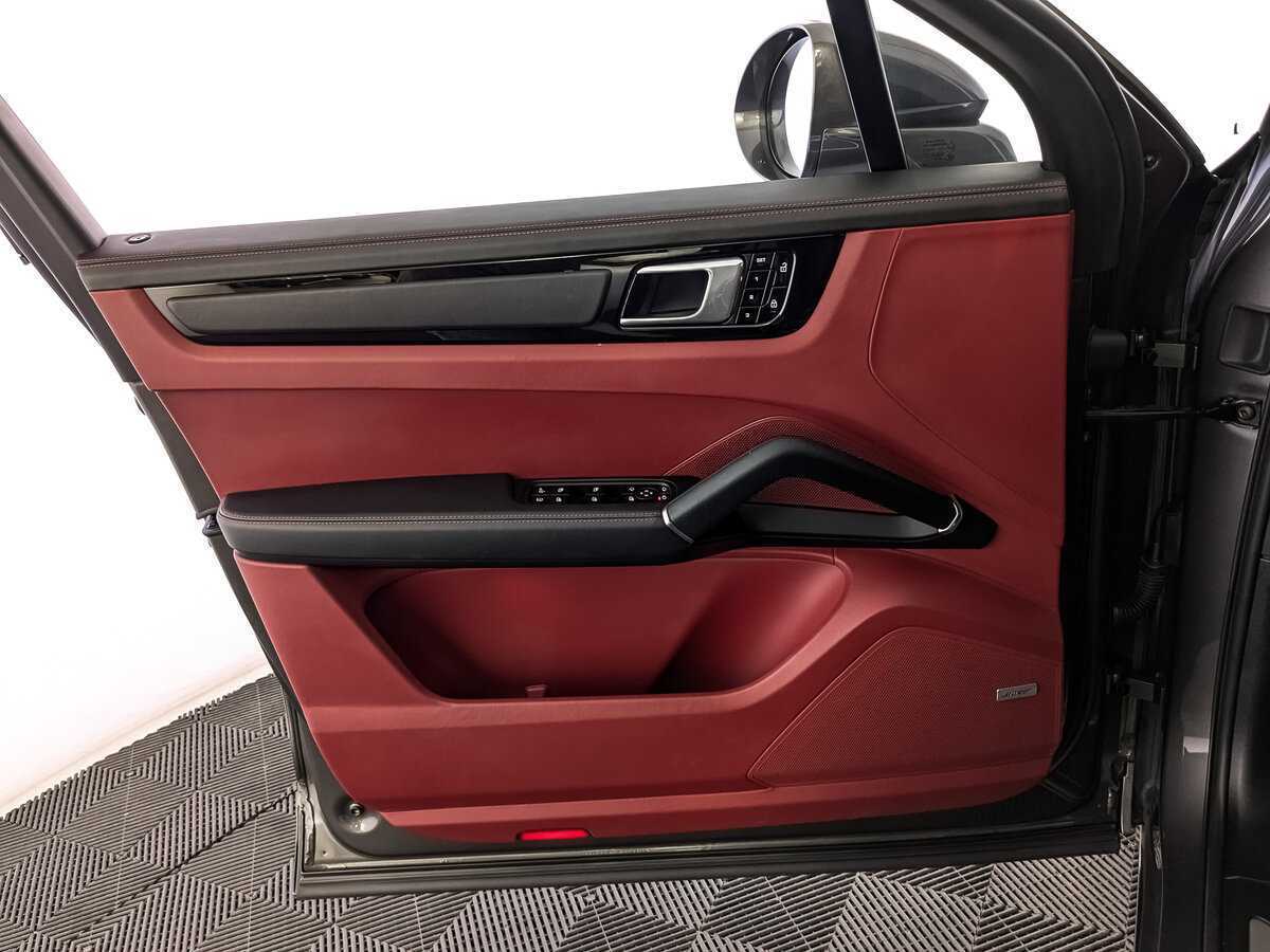 Купить Porsche Cayenne E-Hybrid, 2019, 120 751 км, фото №15