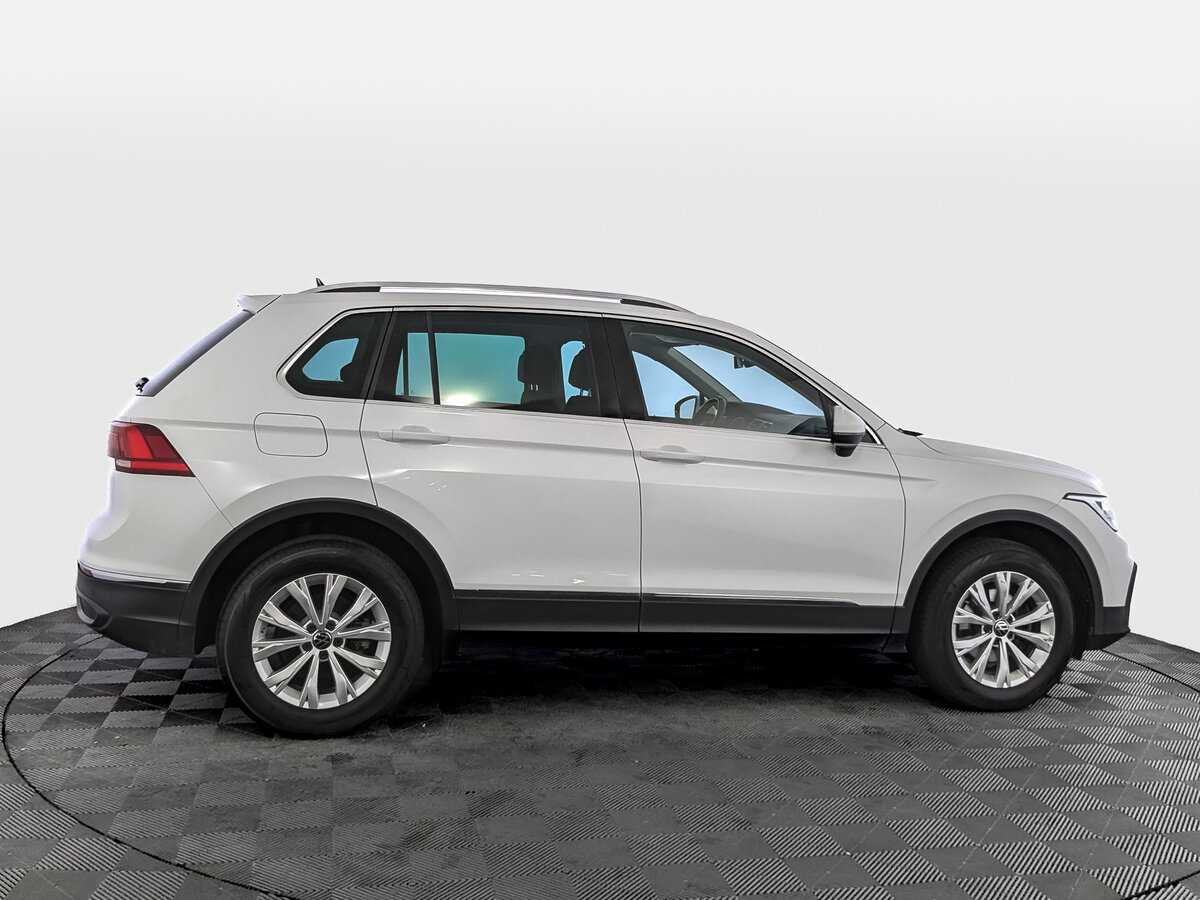 Купить Volkswagen Tiguan, 2021, 48 833 км, фото №4