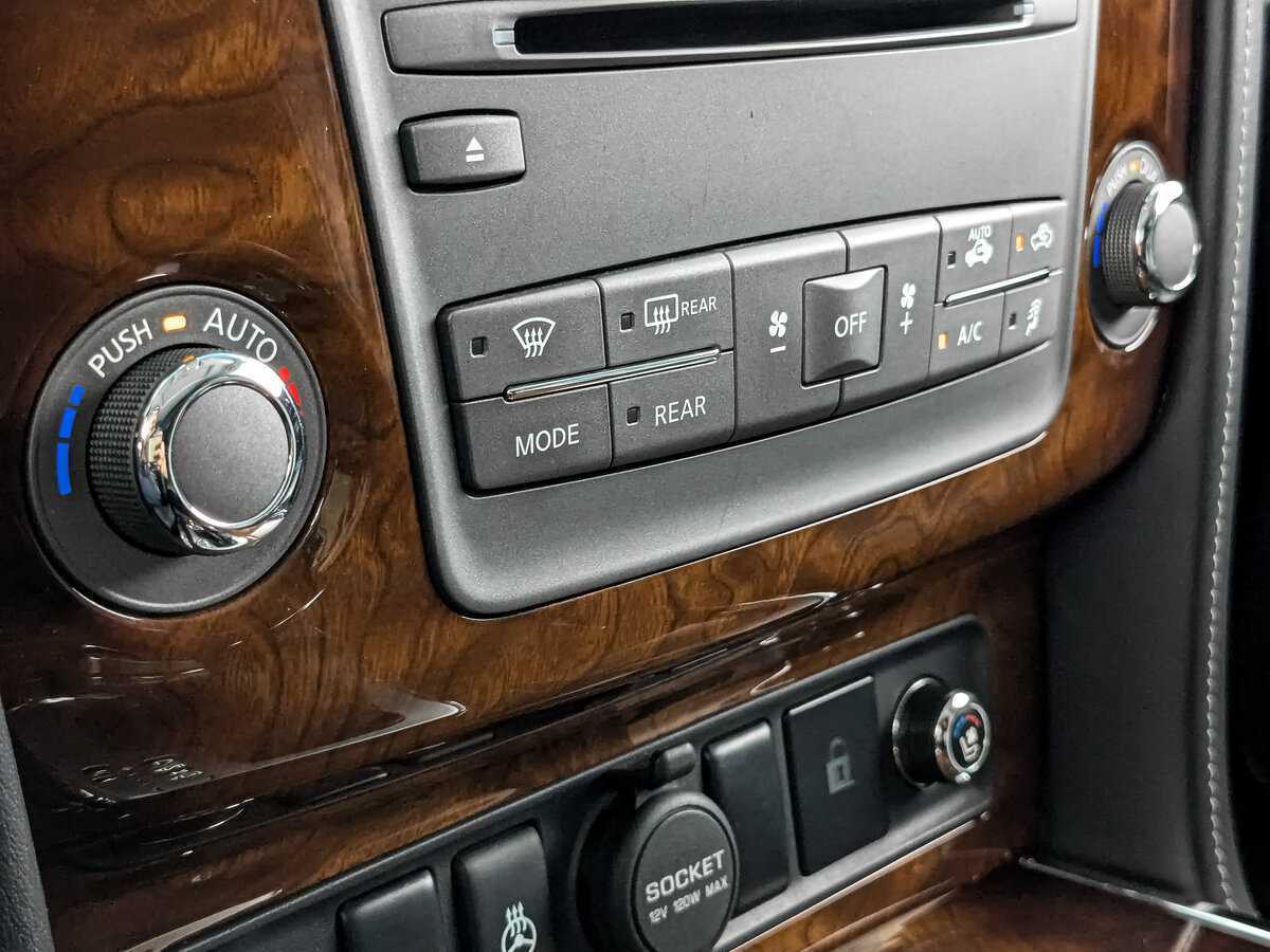 Купить Infiniti QX80, 2017, 90 162 км, фото №17