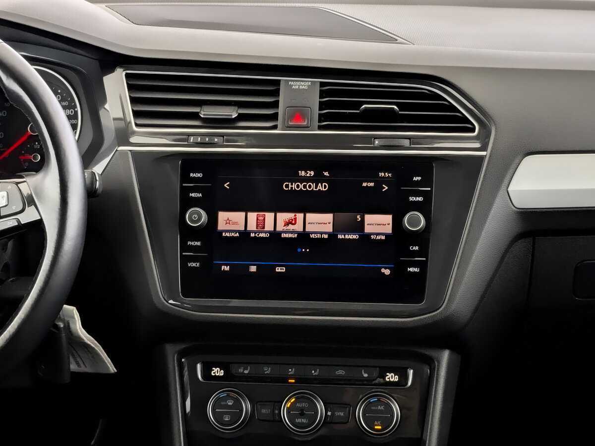 Купить Volkswagen Tiguan, 2019, 107 296 км, фото №13