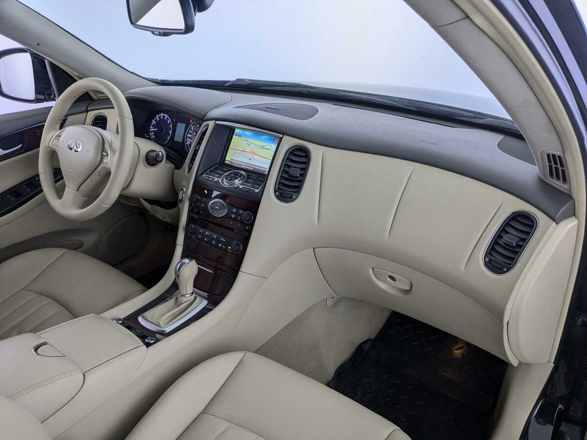 Купить Infiniti QX50, 2015, 190 325 км, фото №12