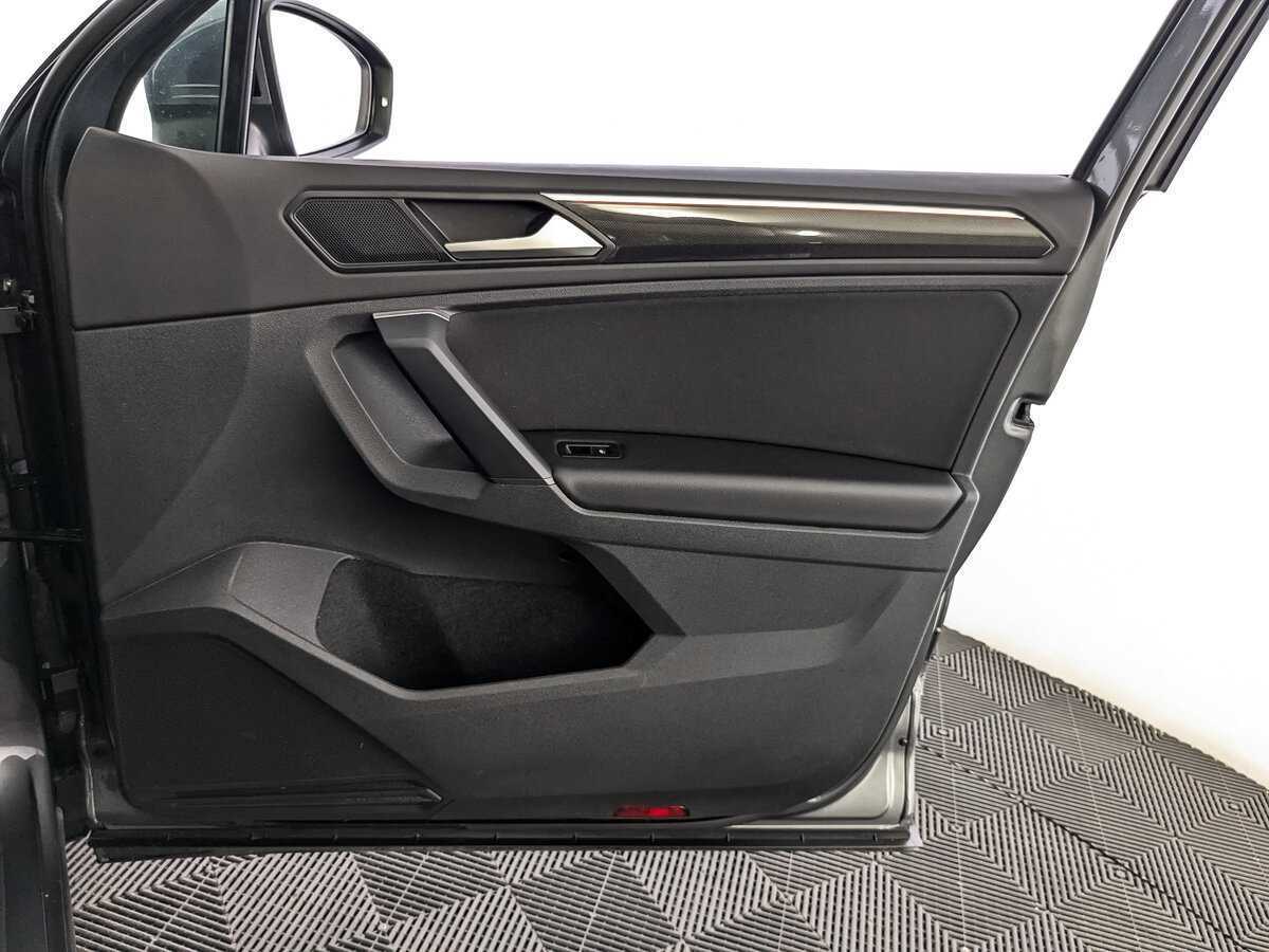 Купить Volkswagen Tiguan, 2021, 57 609 км, фото №21
